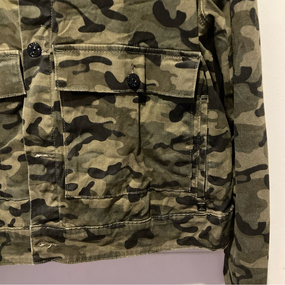 LuLaRoe Camo Print Jean Jacket 3XL in EUC - Picture 6 of 12
